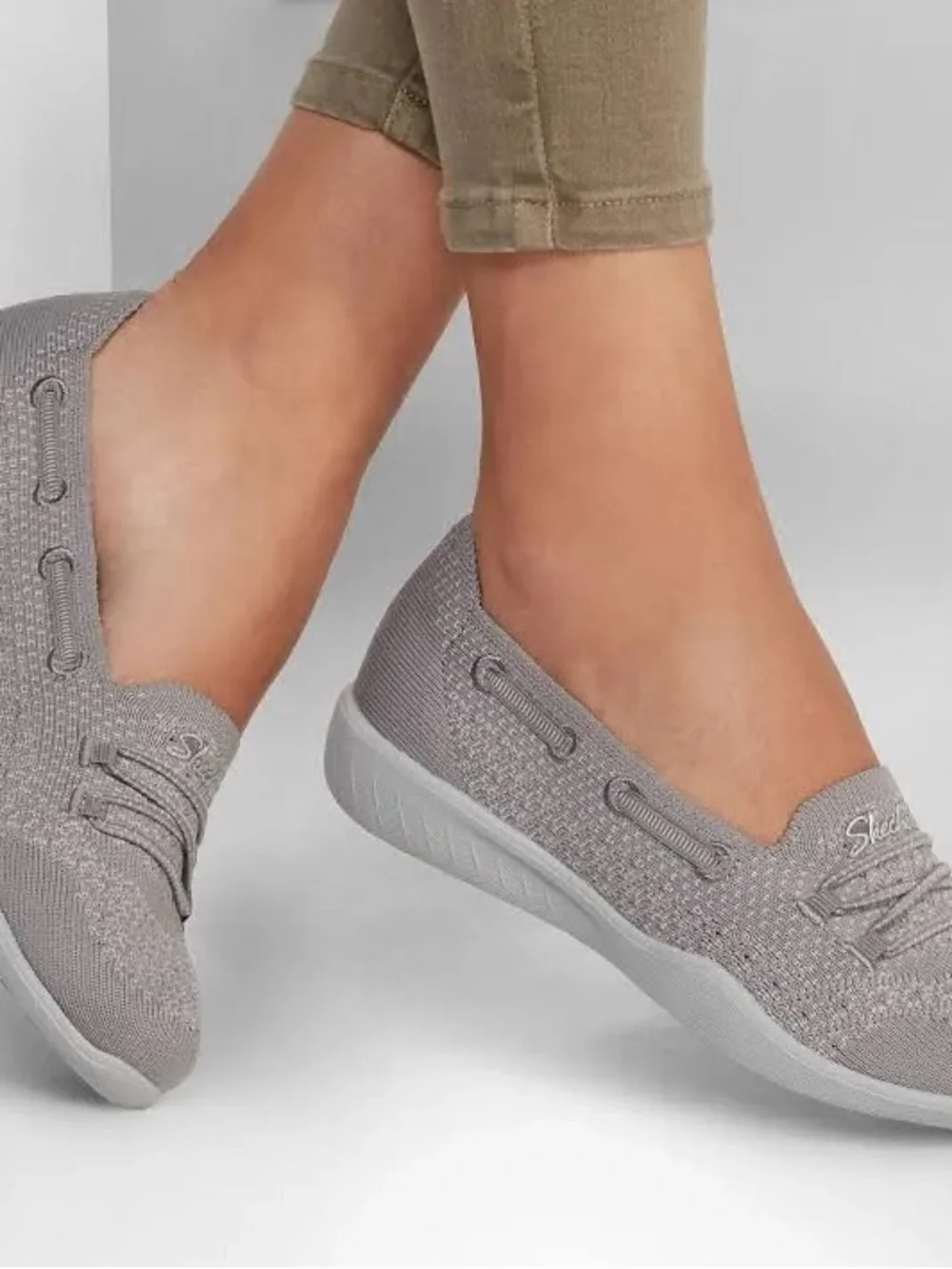 Skechers Women's Newbury St - Easily Adored slip-on shoes in grey. Size 6.5 M